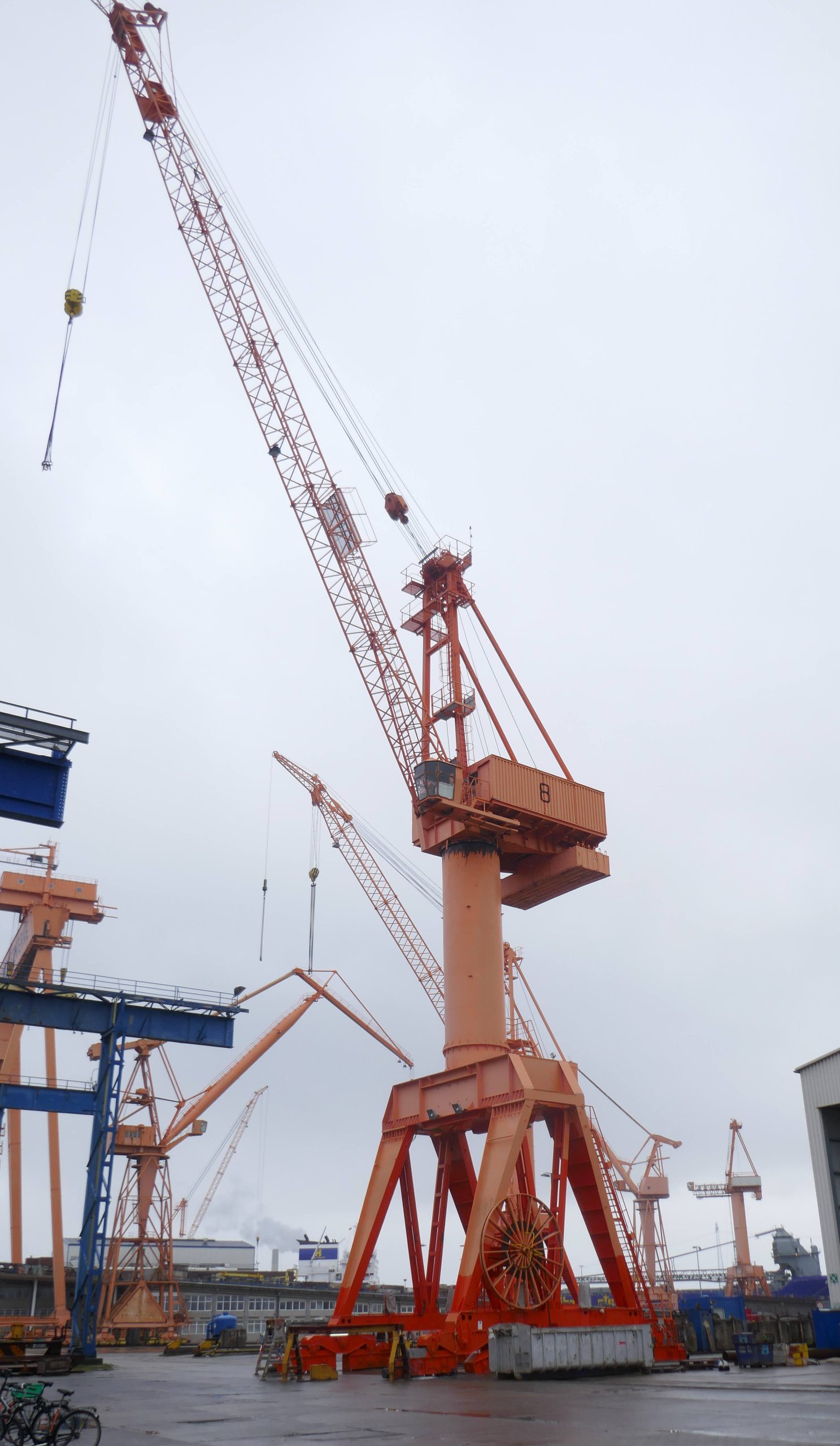 CRANE AND MATERIAL HANDLING ENGINEERING